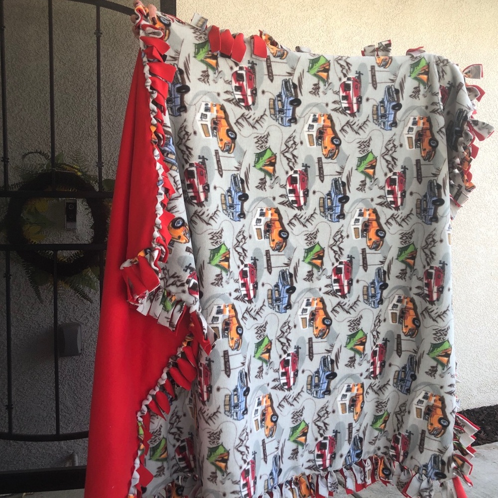 Tie Knot Blanket